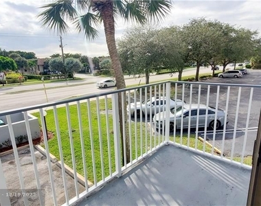 10683 Royal Palm Blvd - Photo Thumbnail 18