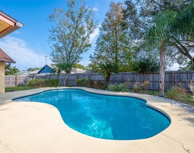 1461 Spring Ridge Drive - Photo Thumbnail 30