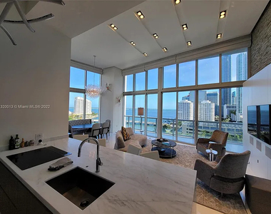 495 Brickell Avenue - Photo Thumbnail 19