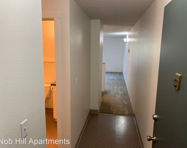 2431 Nw Irving Street Unit 16 - Photo Thumbnail 1