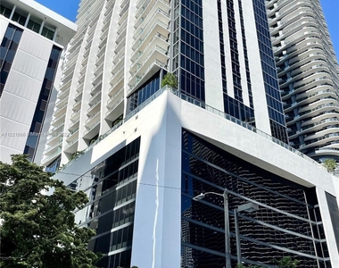 1010 Brickell Ave - Photo Thumbnail 60