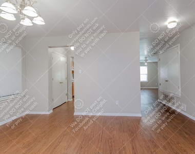 228 Rinehardt St - Photo Thumbnail 5