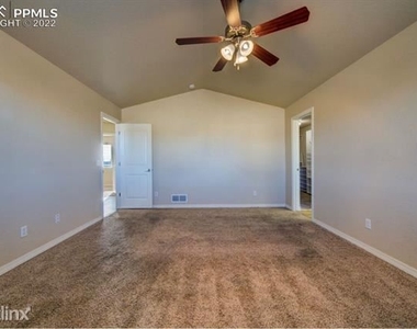 2384 R Sierra Springs Drive - Photo Thumbnail 19