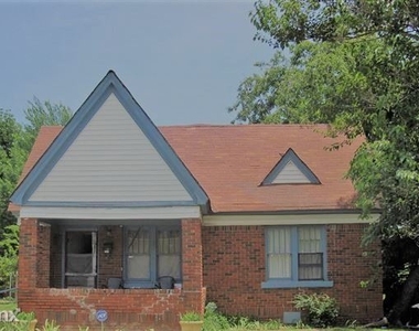 2208 N Jordan Avenue - Photo Thumbnail 2