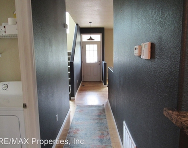 2168 St James - Photo Thumbnail 6