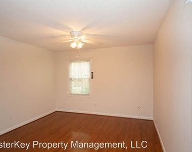 1101 Brookgreen Dr - Photo Thumbnail 7