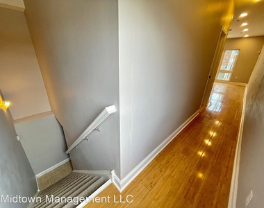 4111 Ludlow Street - Photo Thumbnail 6