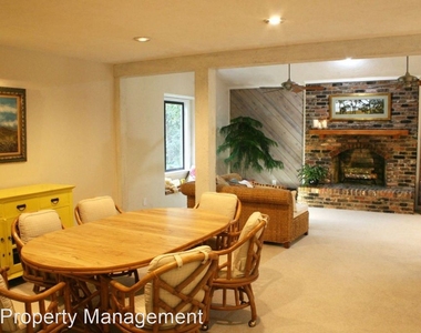 3204 Adwood Drive - Photo Thumbnail 7