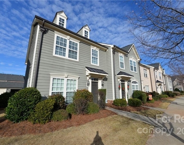 11439 Potters Row - Photo Thumbnail 0