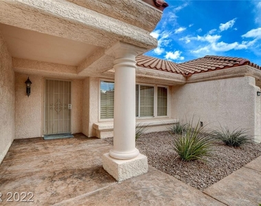 2456 Palmridge Drive - Photo Thumbnail 4