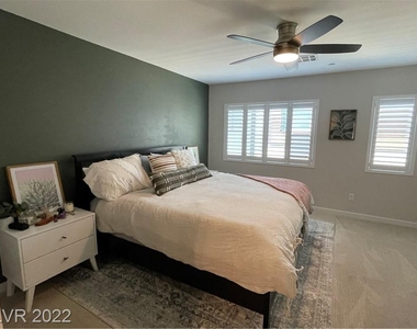 9262 Desert Pearl Avenue - Photo Thumbnail 20