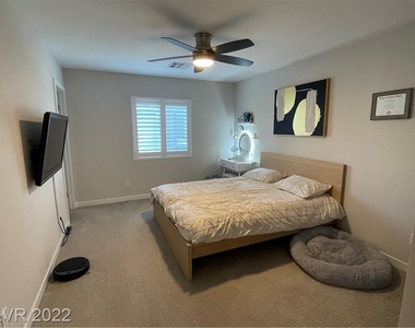 9262 Desert Pearl Avenue - Photo Thumbnail 16