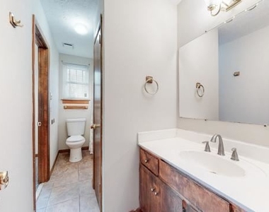 3317 R Eaglewood Ln - Photo Thumbnail 15