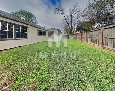 2103 Woodland Springs St - Photo Thumbnail 25