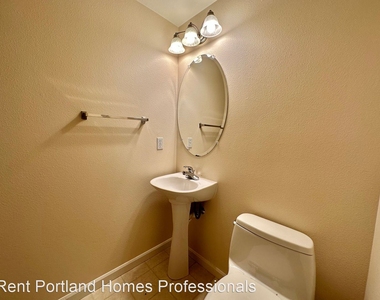 10765 Sw Canterbury Lane Unit 103 - Photo Thumbnail 8