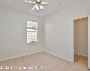 10519 Eastpark Lake Dr. - Photo Thumbnail 17