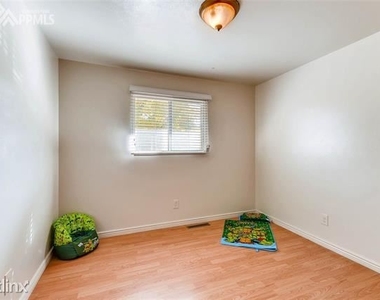 1214 N Murray Blvd - Photo Thumbnail 15