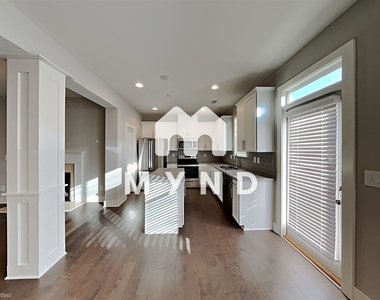 2149 Arnage Dr - Photo Thumbnail 13