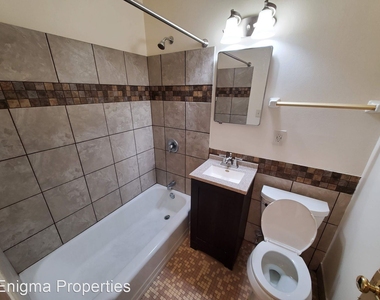 8420 W Greenfield Ave - Photo Thumbnail 6