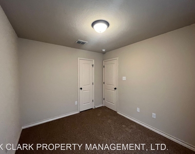 7010 Lakeview Dr #102 - Photo Thumbnail 64