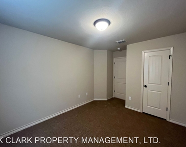 7010 Lakeview Dr #102 - Photo Thumbnail 57