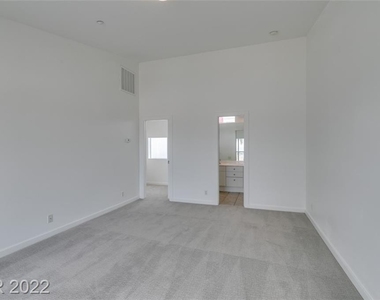 1194 Carson Avenue - Photo Thumbnail 22