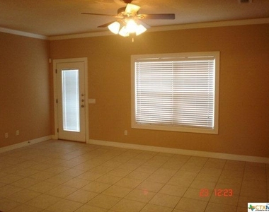 3021 Green Mountain Drive - Photo Thumbnail 2