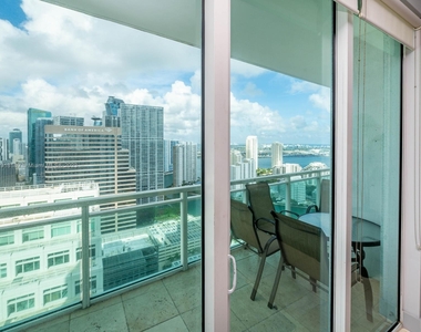 950 Brickell Bay Dr - Photo Thumbnail 29