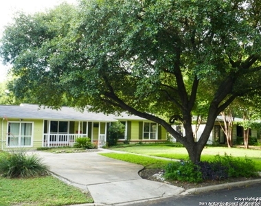 147 Brees Blvd - Photo Thumbnail 1