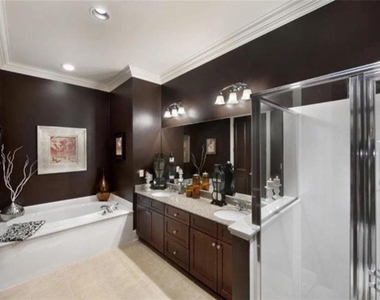 625 Piedmont Avenue Ne # 3013 - Photo Thumbnail 4