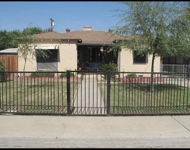 108 W Feemster Avenue, Visalia, Ca 93277 - Photo Thumbnail 1