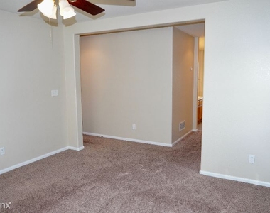 2243 Sierra Park Dr - Photo Thumbnail 17