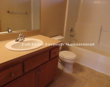 2120 Plentywood Ln. - Photo Thumbnail 23