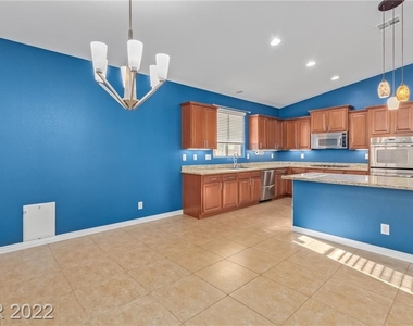 5804 Cozumel Place - Photo Thumbnail 12