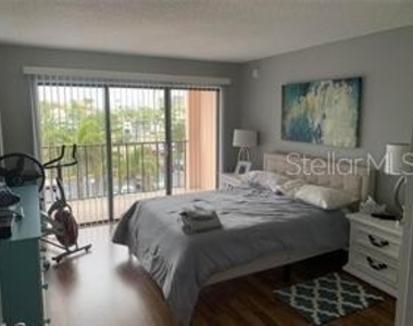 51 Island Way - Photo Thumbnail 6