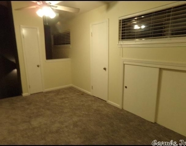 301 Kingsrow Drive #112 - Photo Thumbnail 16