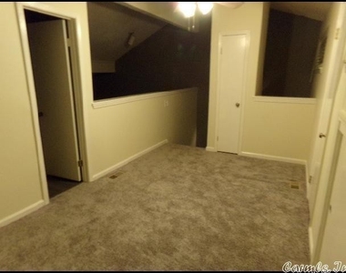 301 Kingsrow Drive #112 - Photo Thumbnail 15