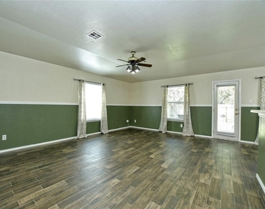 3240  Arroyo Bluff Ln - Photo Thumbnail 14