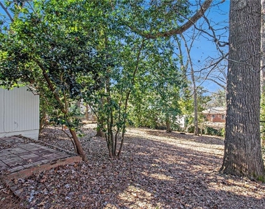 2978 Belaire Circle - Photo Thumbnail 25