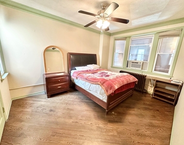 4254 N Milwaukee Avenue #2 - Photo Thumbnail 12