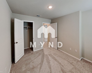 8727 Key Windy Way Unit 2 - Photo Thumbnail 8