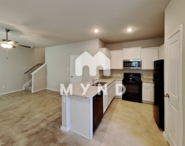 8727 Key Windy Way Unit 2 - Photo Thumbnail 3