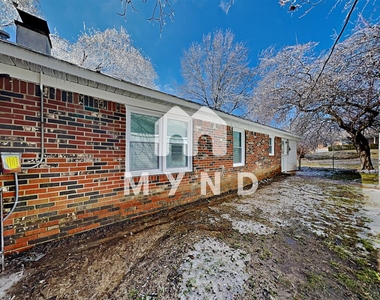 4150 Lansdowne Dr - Photo Thumbnail 17