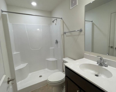 2977 Congers Creek Road Unit 1 - Photo Thumbnail 8