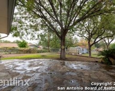 5623 Granger Pl - Photo Thumbnail 20