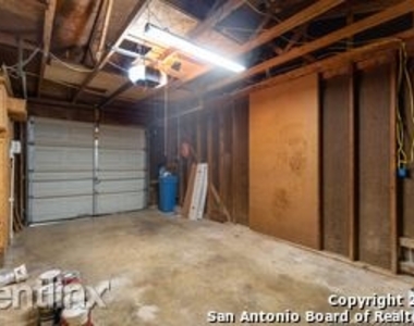 5623 Granger Pl - Photo Thumbnail 24