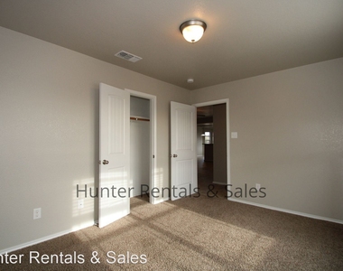 5001 Imperial Eagle Dr - Photo Thumbnail 24