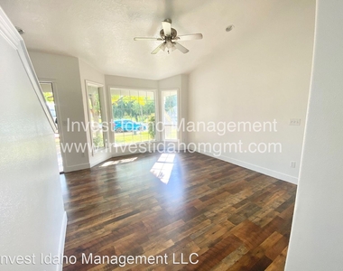 2150 W Sage Springs - Photo Thumbnail 5