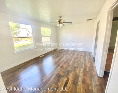 2150 W Sage Springs - Photo Thumbnail 4