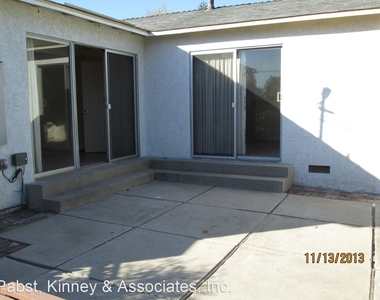 3942 Gardenia Avenue - Photo Thumbnail 12